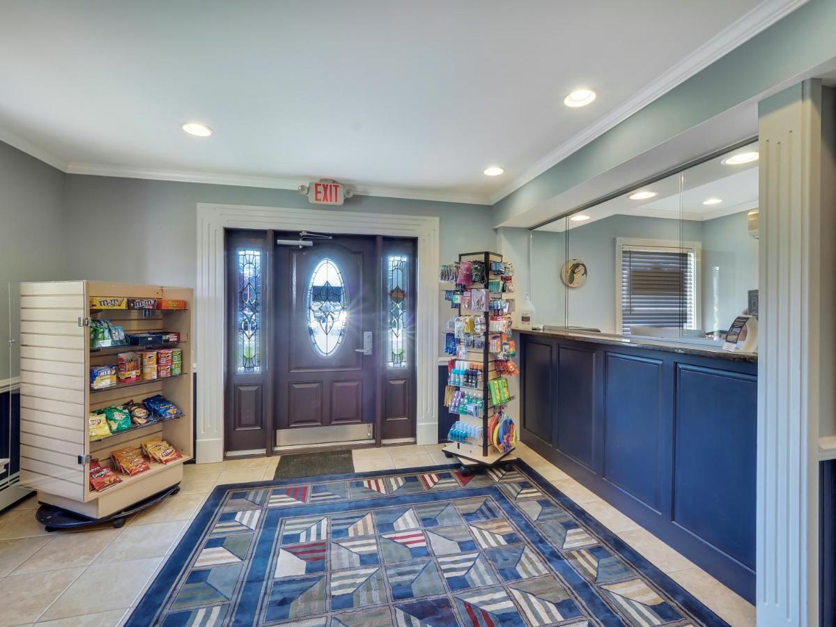 311 Water Street Inn Boyne City Esterno foto